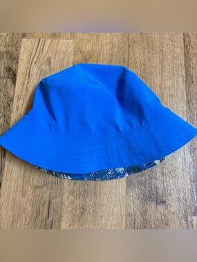 Both Ways Bucket Hat